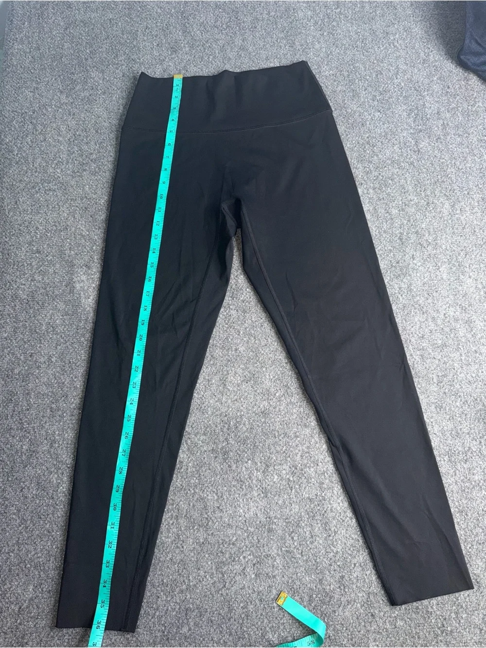 Offline by Aerie Black High-Rise Leggings - Picture 2 of 10